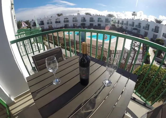 Cozy With Pool View Apartamento *